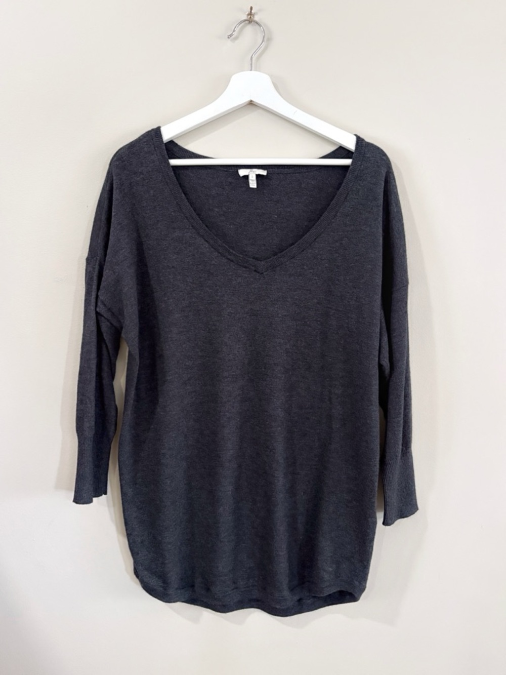 Joie Sweater Women S Gray Wool Cashmere Blend V Neck Slouchy Fit Minimalist Chic